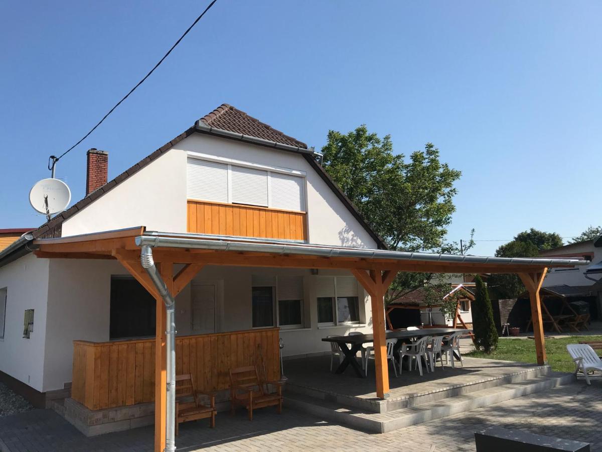 Nice Big House Balatonfenyves Esterno foto