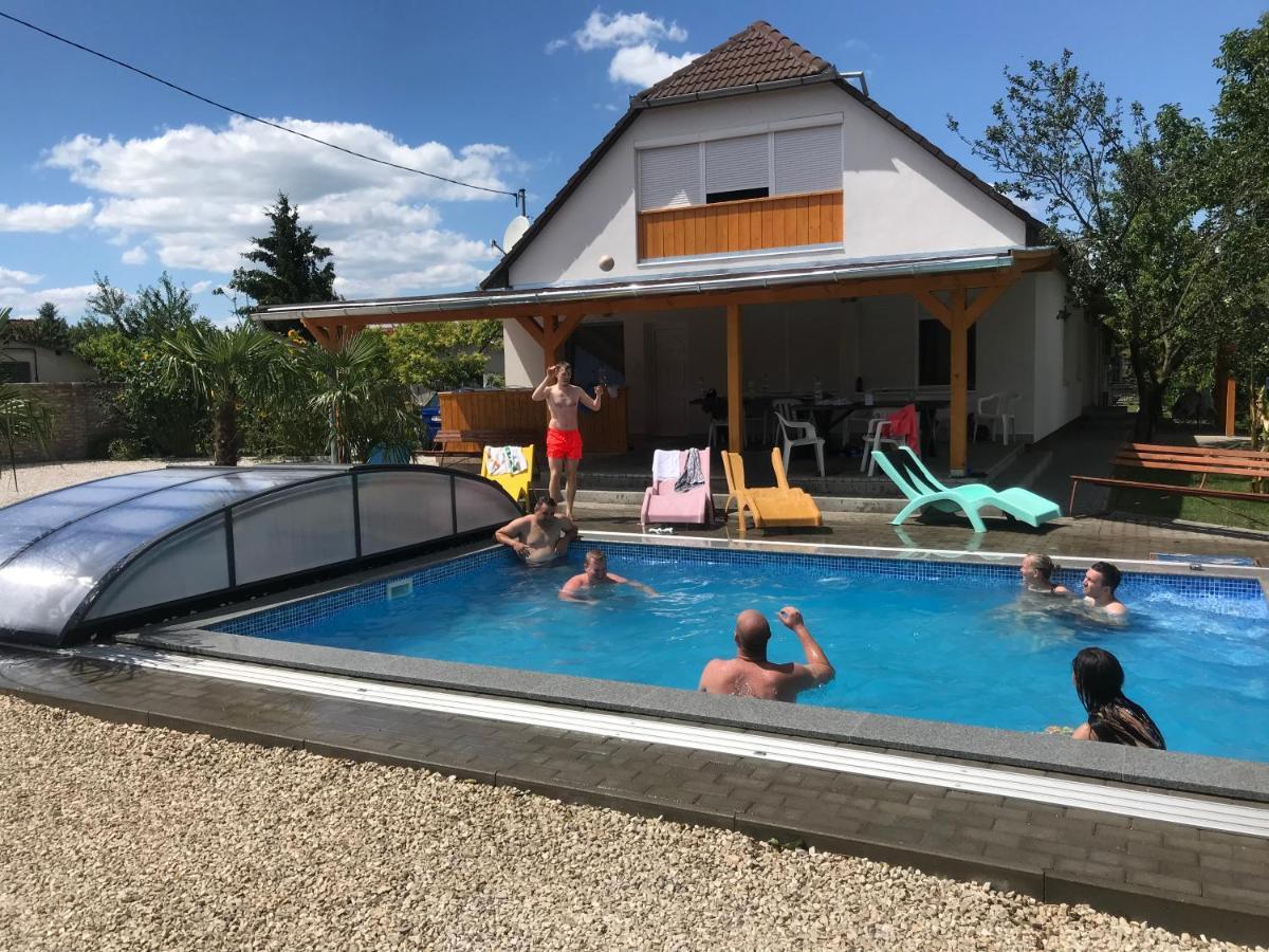 Nice Big House Balatonfenyves Esterno foto